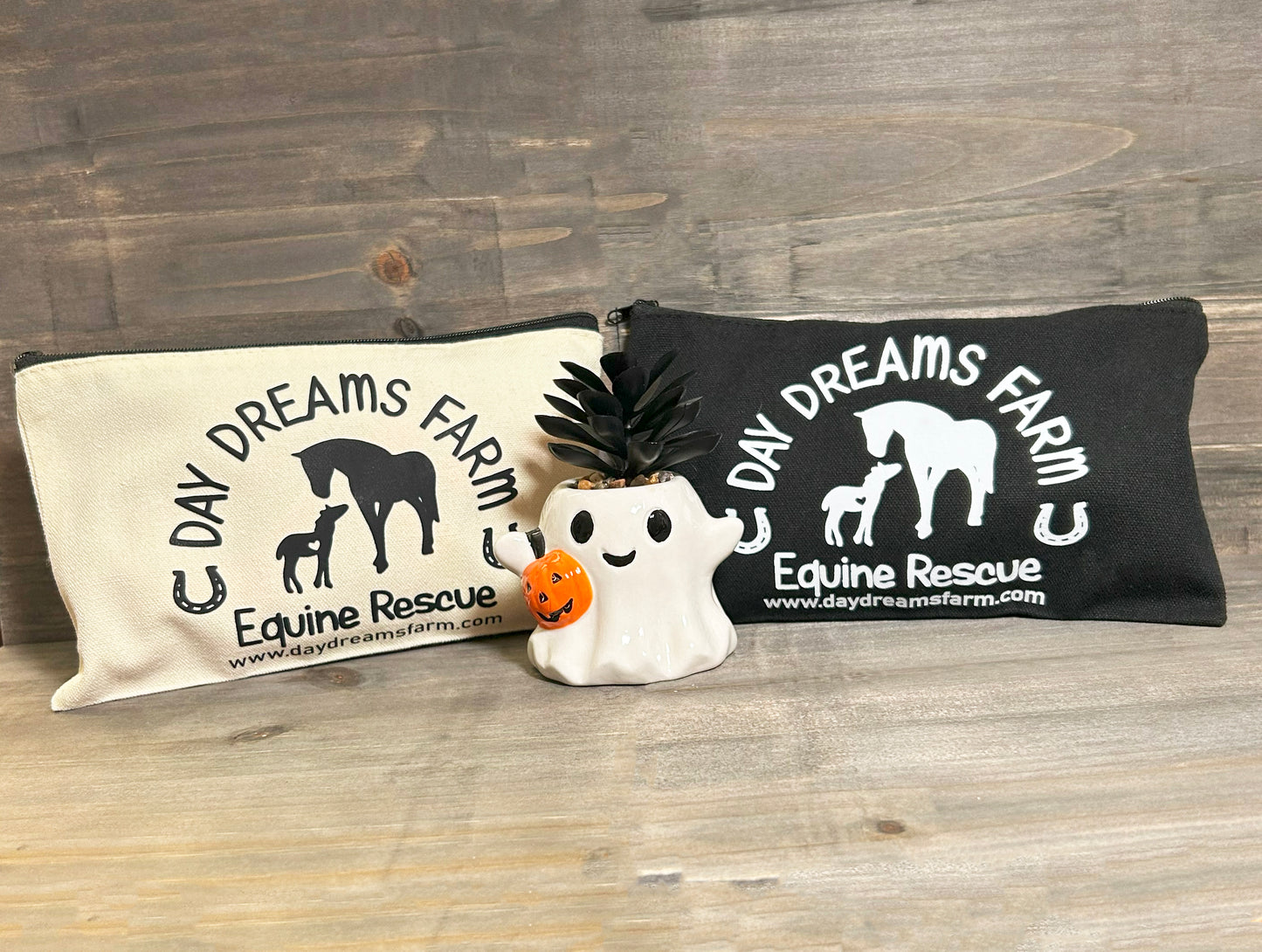 Day Dreams Farm Zipper Pouch