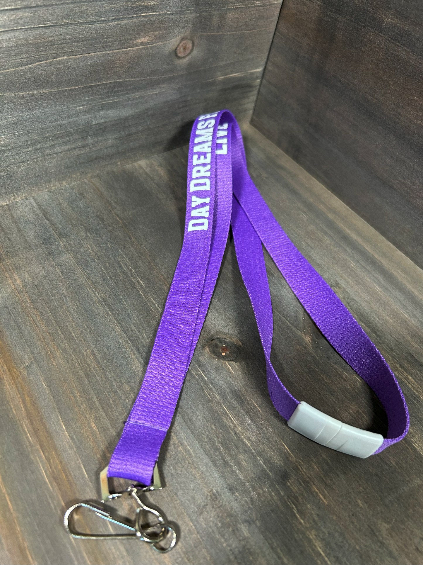 Day Dreams Farm Breakaway Lanyard